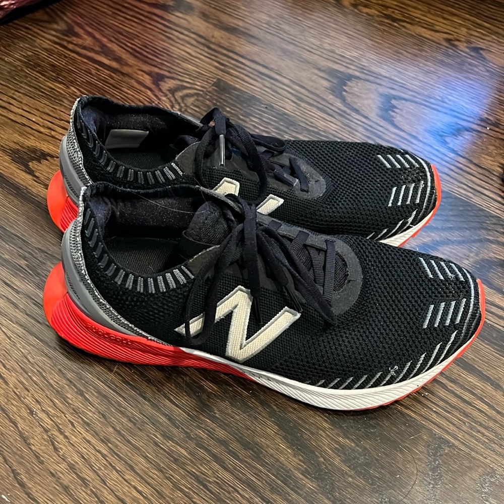 New balance running shoes size 9.5
